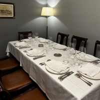 Salones (1) Segundo de los tres salones privados de Restaurante Txalupa